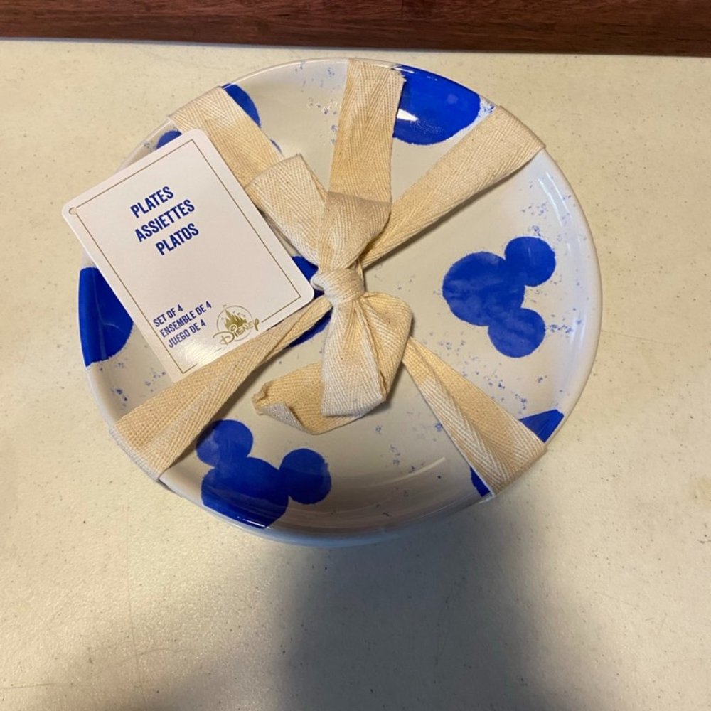 Disney Mickey Mouse Blue Homestead Set Of 4 Appetizer Salad Dessert Plates New